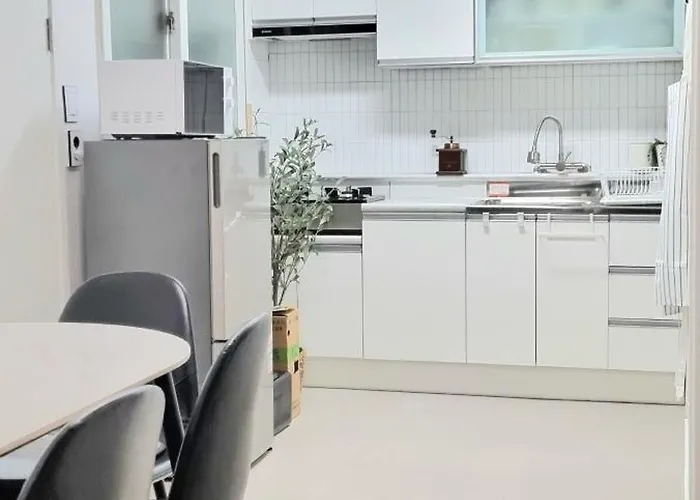 Appartement Jstay Station 3 Min Terrace View